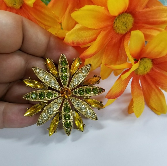 Exqusite VTG Sunburst Brooch - Picture 2 of 8